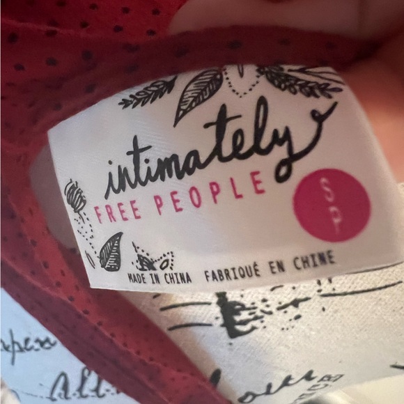 Free people red lace tunic size small - Picture 3 of 3